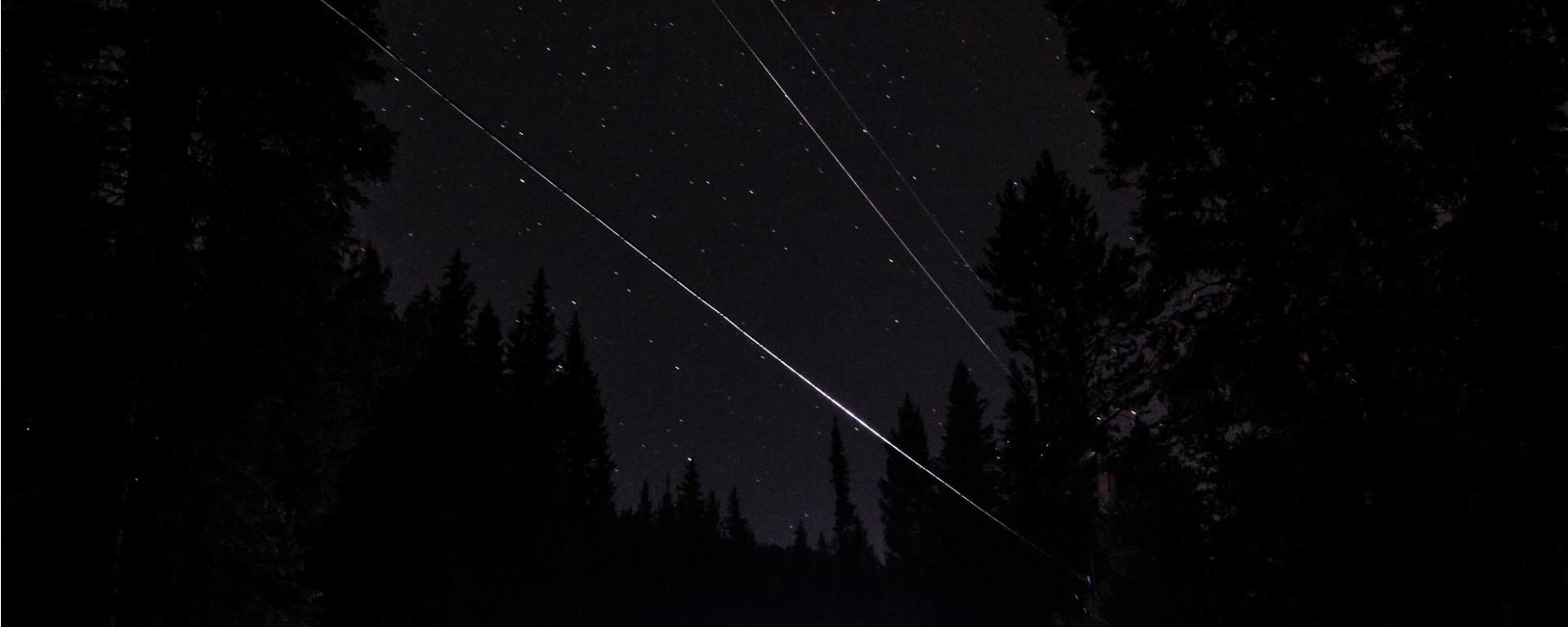 Shooting Star, Starry night